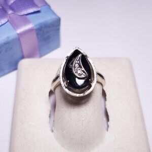 Antique Pear shaped Natural Onyx Cab & Diamond 10Kt WG Etched Framed Ring #23479